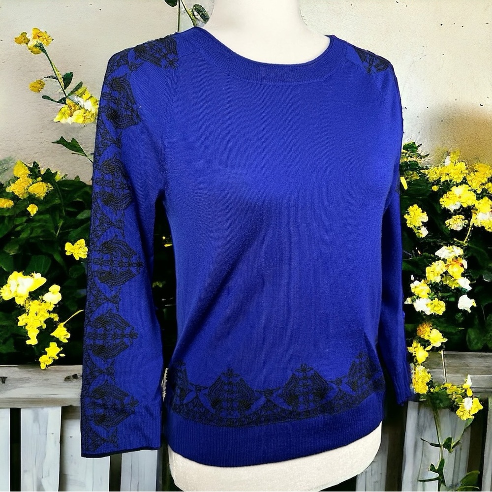 J. Crew 100% Merino Wool Royal Blue Long Sleeve Black Embroidered Sweater XXS - Picture 1 of 8